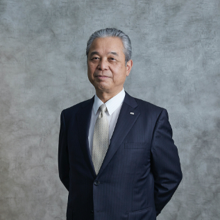私たちは既成概念に縛られない。