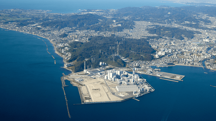 横須賀火力発電所全景